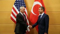 Siria: l'incontro tra i ministri della Difesa di Usa e Turchia