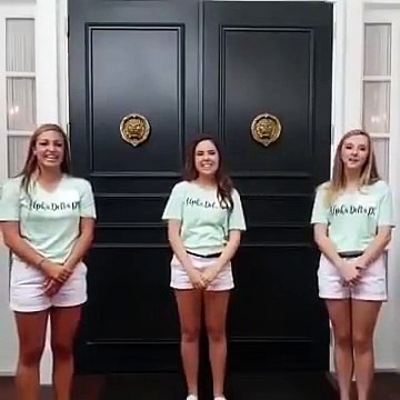 Etudiantes américaines ou supportrices Nord-Coréennes ? LOL