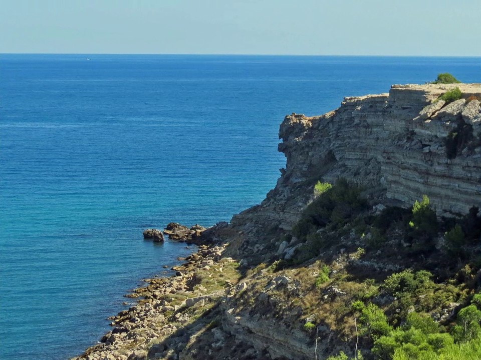 LE SENTIER DU GUETTEUR depuis Leucate Village
