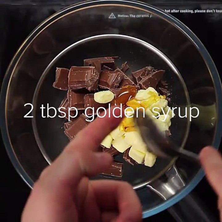 Sweet And Salty Pretzel Cakes