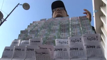 Seyyar Milli Piyangocu 1 Günlük Kazancını Mehmetçiğe Bağışlayacak