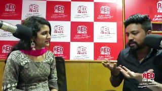 അത് ചെയ്യേണ്ടിയിരുന്നത് ഞാനായിരുന്നില്ല - Priya Praksh Varrier National Crush Exclusive Radio Interview in RedFM RJ Mike