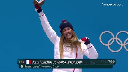 JO 2018 : Snowboard Cross- Julia Pereira De Sousa Mabileau en argent lors de la remise des médailles