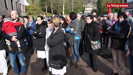 Lannion. Grand rassemblement devant l'hôpital
