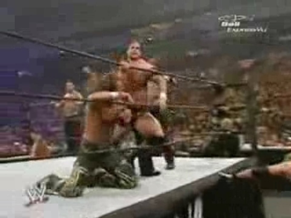 WWE Survivor Series 2006 - Team DX vs Team Rated RKO Part 2