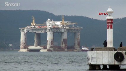 Dev platform Çanakkale Boğazı’ndan geçti