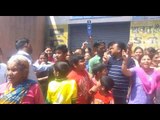 Women on the streets protesting against opening of liquor shop in Ramnagar