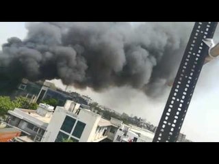 Fire in Noida Sector 11