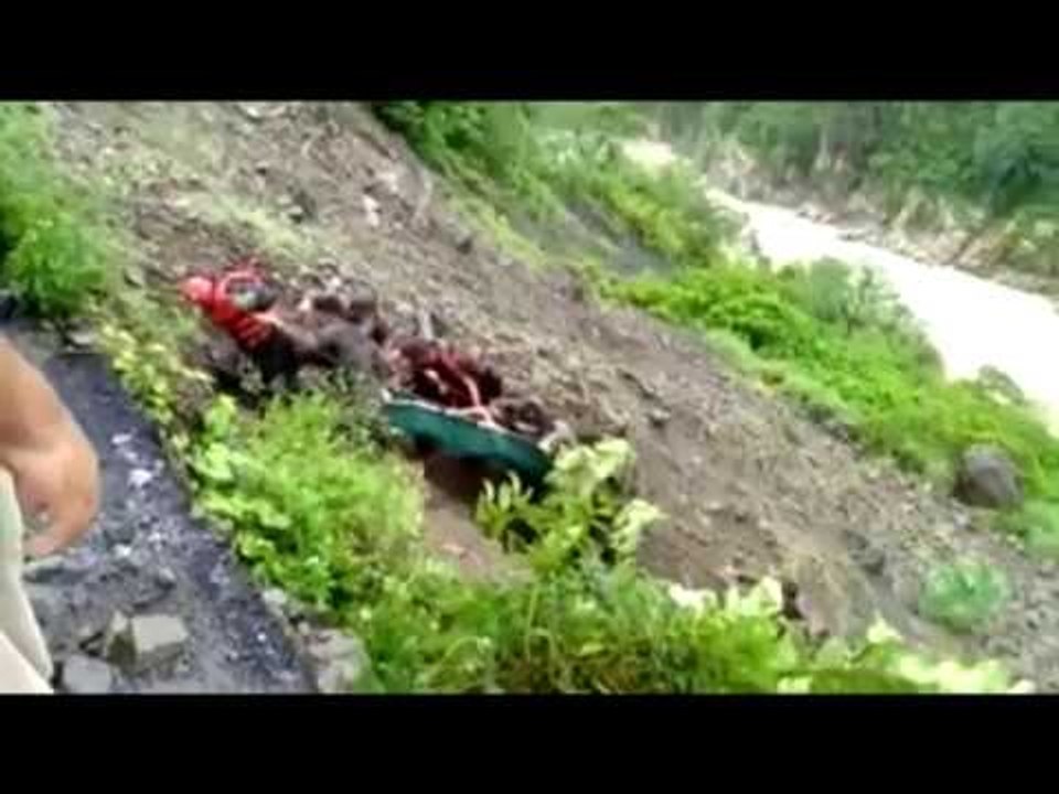 Indian Army soldiers helped in rescue operation in Rudraprayag accident Dehradun