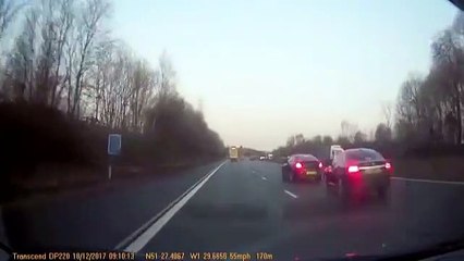 Quand un conducteur perd le contrôle sur l’autoroute