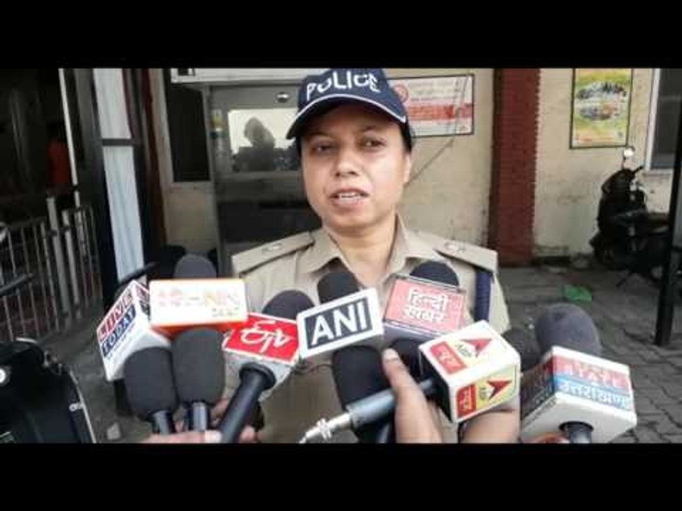 सुरक्षाबल के जवान से राइफल छीनने की कोशिश, छीना-झपटी में युवक को लगी गोली