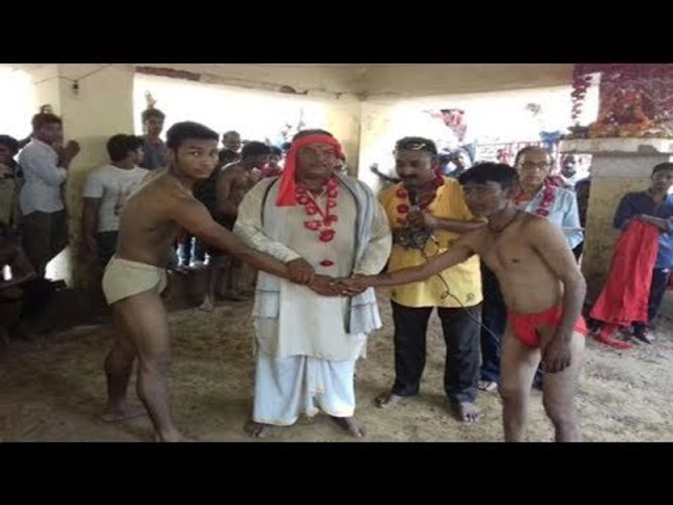 संगमनगरी में नाग पंचमी पर अखाड़ों में दंगल II wrestling on nagpanchmi, Uttar Pradesh up Allahabad