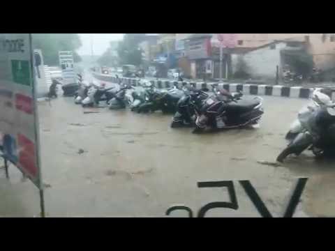देहरादून में एक घंटे की बारिश से जनजीवन अस्त-व्यस्त II Rainfall in Dehradun, Uttarakhand