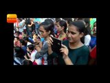वाराणसी बीएचयू  के विरोध में सड़क पर उतरी छात्राएं