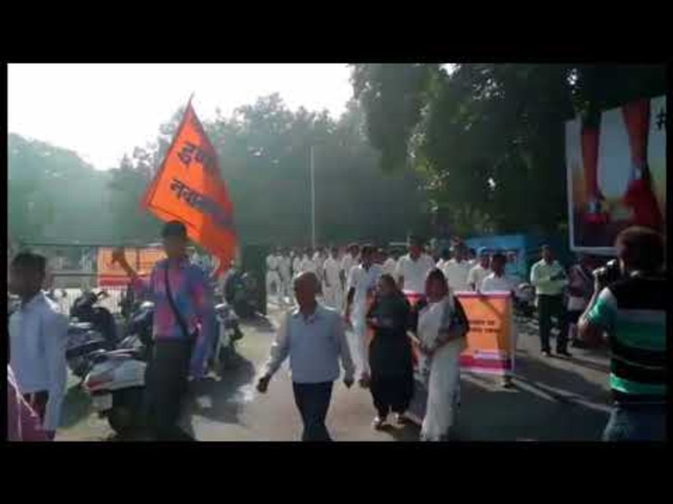 कानपुरः स्वच्छता की महाशपथ में उठे हजारों हाथ