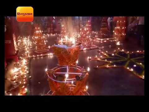 नव दुर्गा मंदिर में श्रद्धालुओं की भीड़ उमड़ पड़ी II Huge crowd of devotees