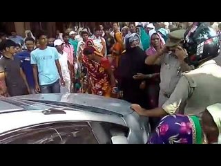 डीएम की गाड़ी रोकना पड़ा महंगा, प्रधान और बीडीसी सहित पांच गिरफ्तार