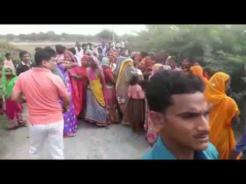कन्नौज में ट्रेक्टर-ट्रॉली पलटी, बच्ची मरी, कई घायल