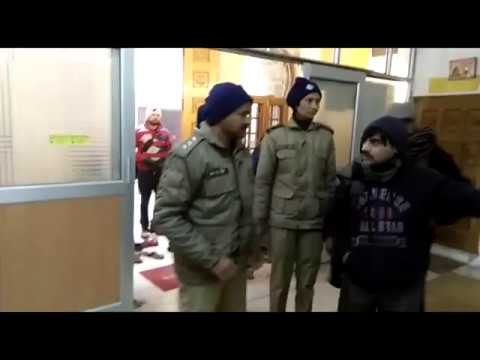 रुड़की के प्राचीन जैन मंदिर में लाखों की चोरी, धरने पर बैठे लोग