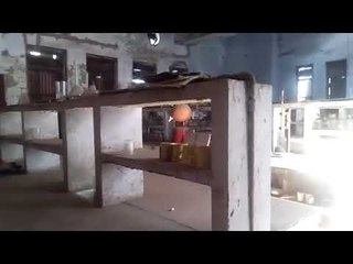 यूपी: एक छात्र पर 1.15 लाख खर्च कर रही सरकार, बीच में ही लूट