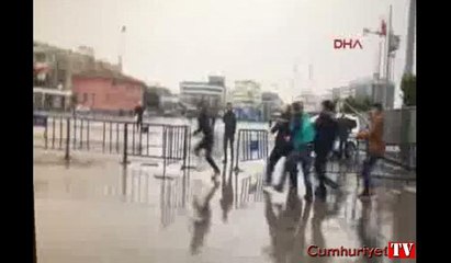 Çağlayan'daki İstanbul Adalet Sarayı önünde bıçaklı sopalı kavga