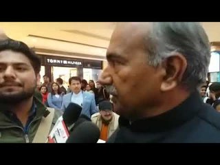 खेल मंत्री का ऐलान- सबसे तेज दौड़ लगाइए और कार ले जाइए