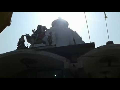 यूपी: माघी पूर्णिमा पर भक्तों ने गंगा में लगाई डुबकी, सूतक के बाद मंदिरों के कपाट बंद