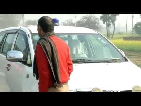 यूपी समाचार II नकल कराने वालों को जब पुलिस ने दौड़ाया तो देखिये क्या हुआ