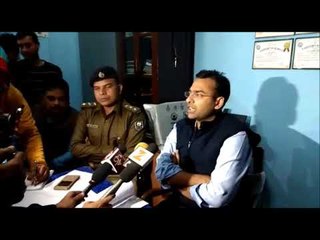 Latest News || रेलवे में नौकरी के लिए छात्रों ने रोकी ट्रेनें || ताज़ा समाचार