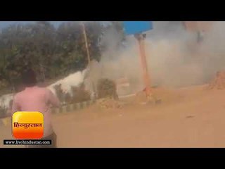 पेट्रोल पंप के पास आग का गोला  बन गई एम्बुलेंस