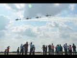 हेलीकॉप्टर-एयरक्राफ्ट के करतब II IAF brave-hearts display a breath taking air show, Allahabad