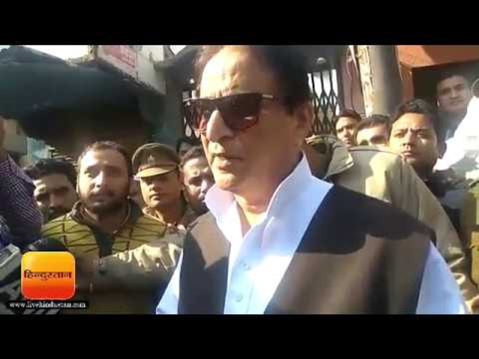 सपा विधायक नसीर खाँ का वोट कटने से नाराज आजम खां ने डीएम पर साधा निशाना