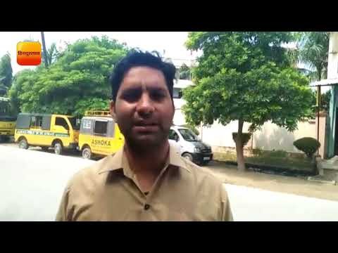 बुलंदशहर में फीस ना जमा कर पाने पर बच्चे को स्कूल में बनाया बंधक