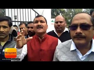 उक्रांद कार्यकर्ताओं ने ओवरहेड टैंकों में हुए भ्रष्टाचार के विरोध में निकाला जुलूस