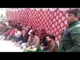 बिजली कर्मचारी पांच जनवरी से करेंगे हड़ताल, हरिद्वार में दिया धरना