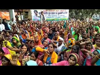 मुजफ्फरपुर में रसोइया संघ का अनिश्चितकालीन धरना शुरू