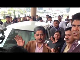 उत्तराखण्ड आयुर्वेद विवि में हंगामा, छात्रों ने कुलपति को घेरा II Dehradun Video