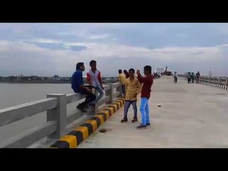 People taking Selfie on Samne ghat bridge in Varanasi