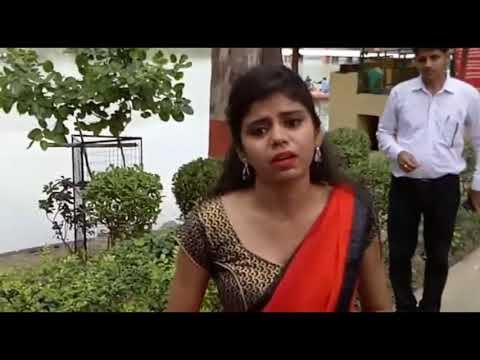 कानपुर में सीएम के स्वागत को अाईं छात्राएं भड़कीं II Girl students flock to welcome CM, Kanpur News