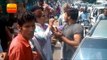 कांग्रेस की महिला नेता ने सरेआम युवक को पीटा II Man beaten on road in Dehradun