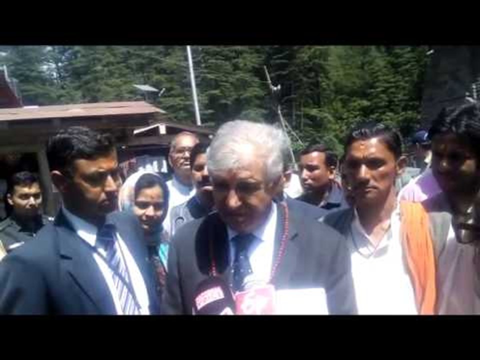 अल्मोड़ा के चितई मंदिर में पहुंचे उत्तराखंड के राज्यपाल केके पॉल II KK Paul reached Chaitai temple