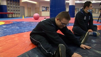 Otizmli ve down sendromlu çocuklara jimnastik eğitimi