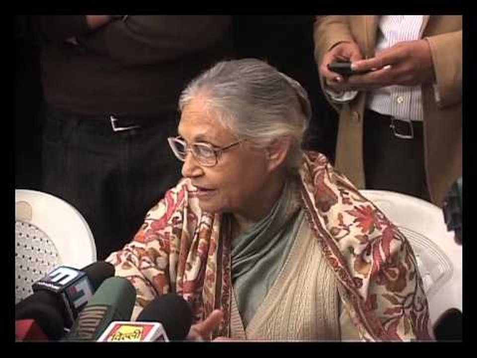 Sheila Dikshit resigns as CM of Delhi