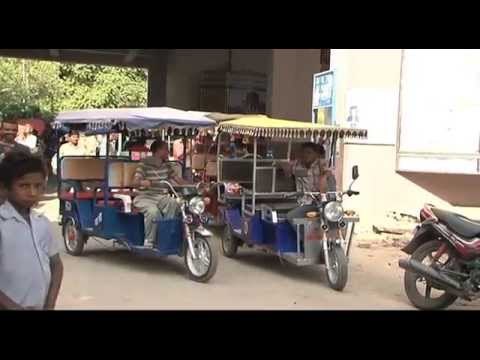 E-rickshaws off Delhi's roads, for now