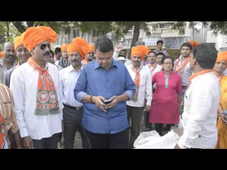 BJP MLAs pick Devendra Fadnavis as Maharashtra chief minister