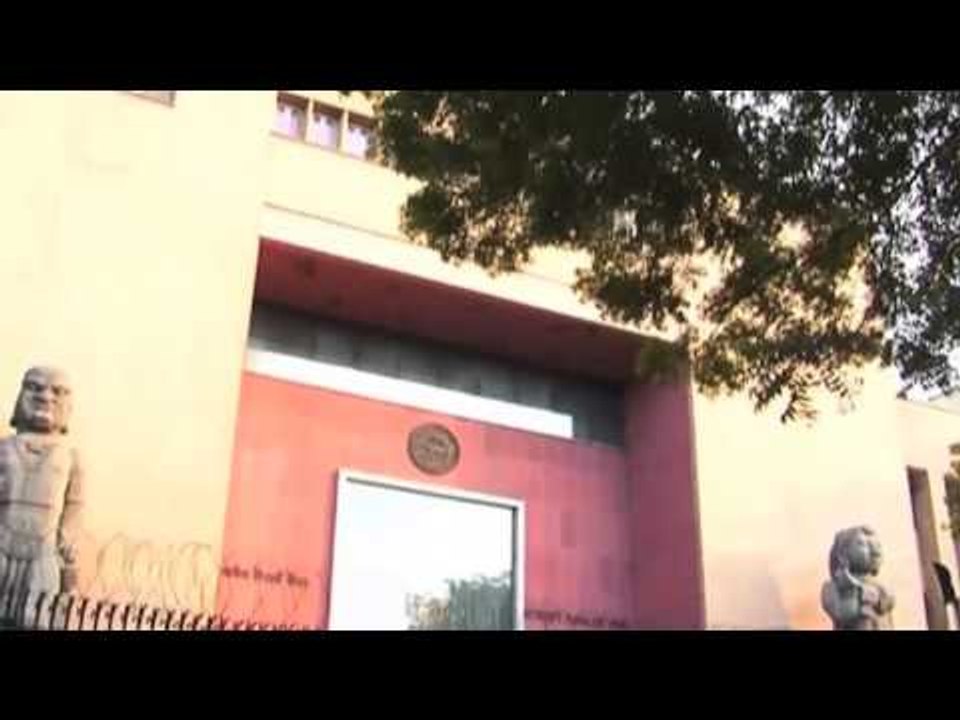 Manufacturing growth slows on weaker demand in April