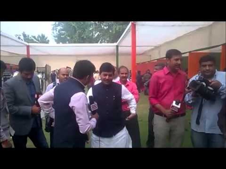 Shanwaz Hussain speaking to media on Bihar election results