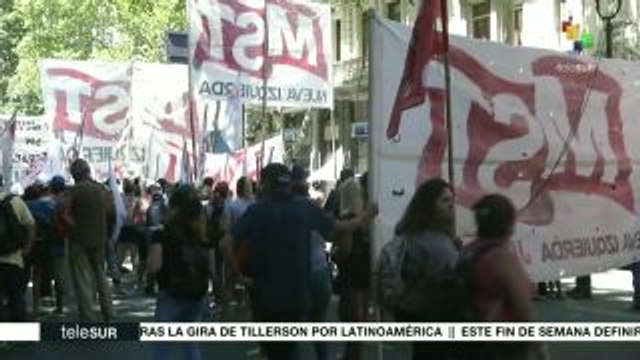 Trabajadores argentinos continúan su lucha contra políticas de Macri