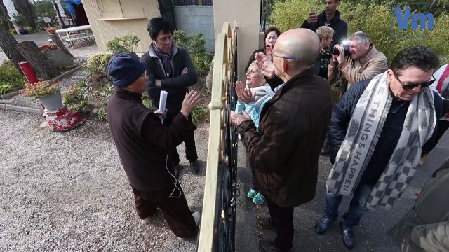 L'entrée de la pagode de Fréjus cadenassée