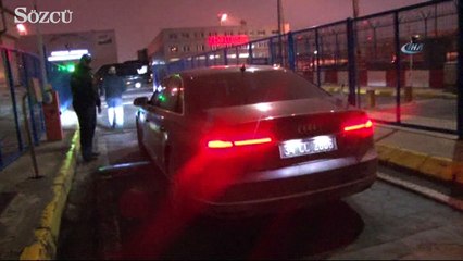 Deniz Yücel özel uçakla Almanya’ya döndü